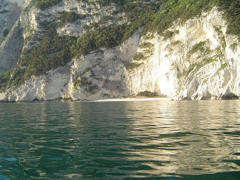 spiaggia gabbiani conero