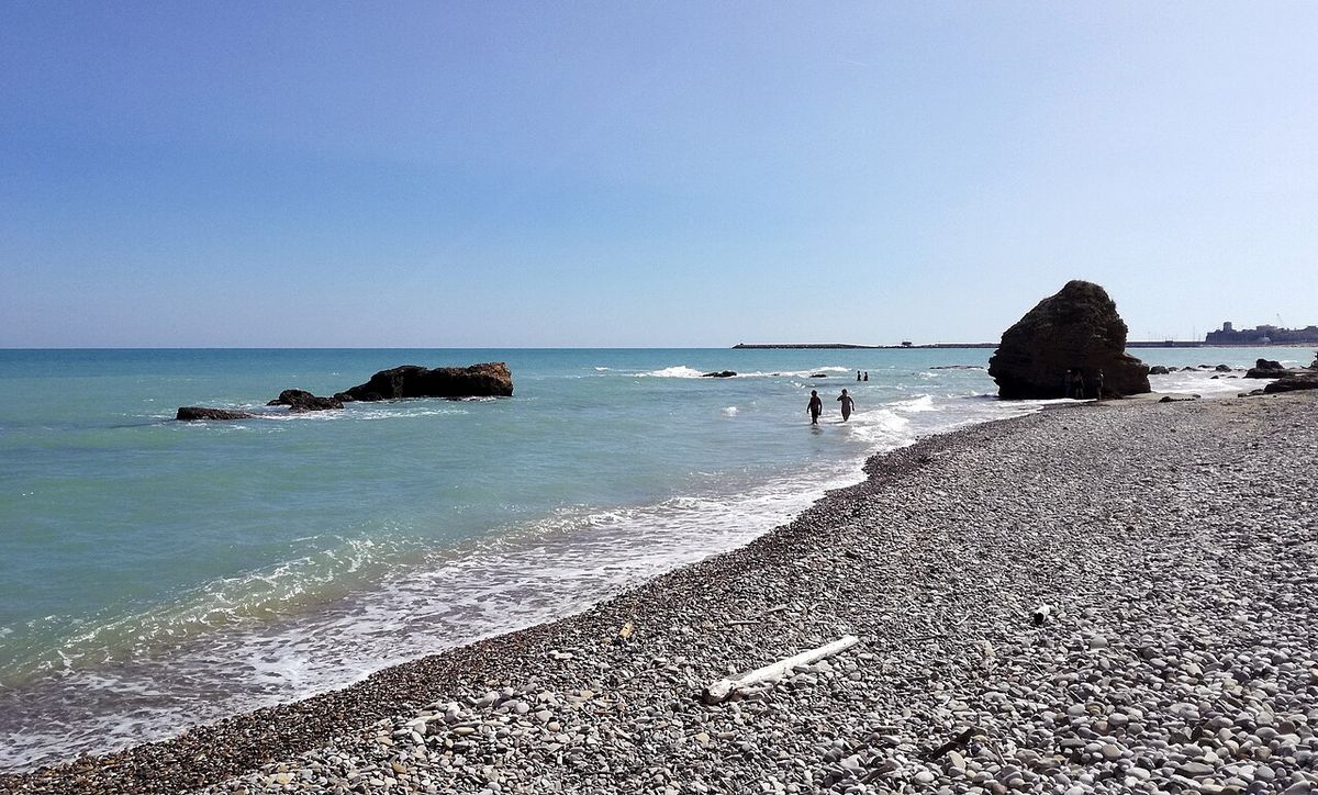 spiaggia punta aderci mottagrossa vasto - foto di horcrux92