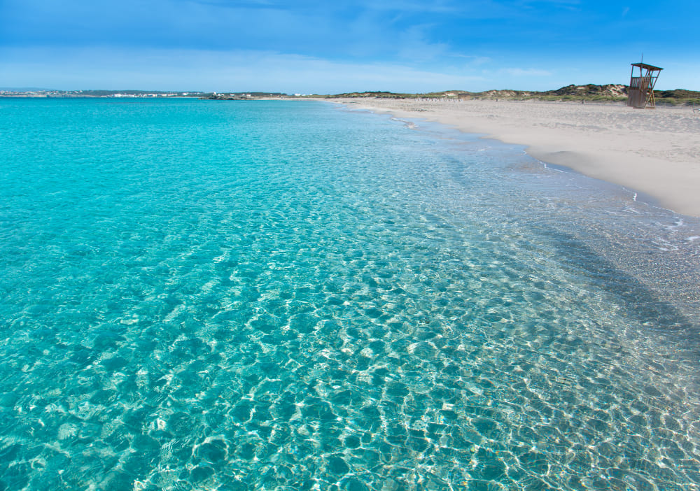 spiaggia turchese di formentera llevant tanga