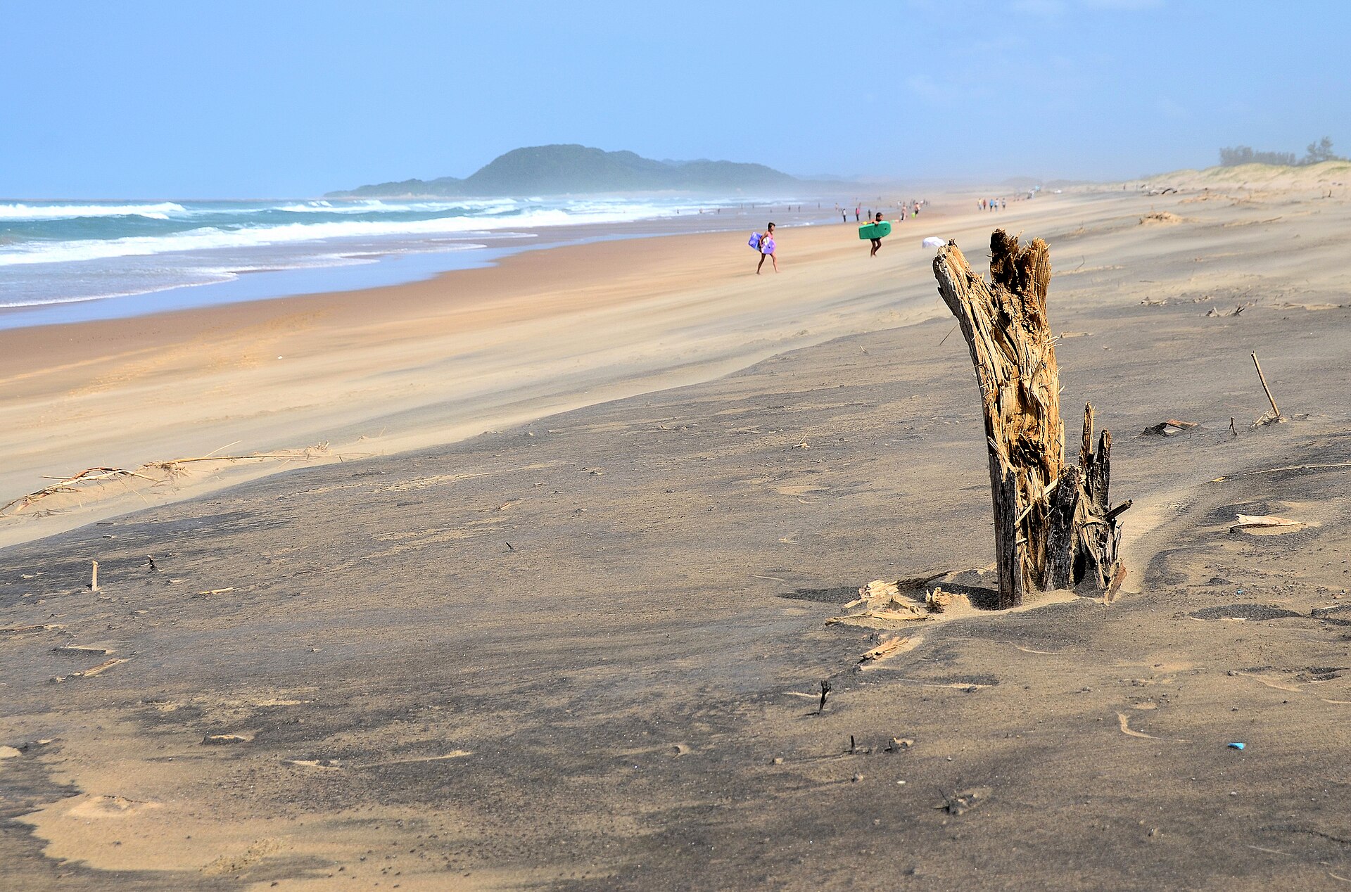st lucia main beach 02