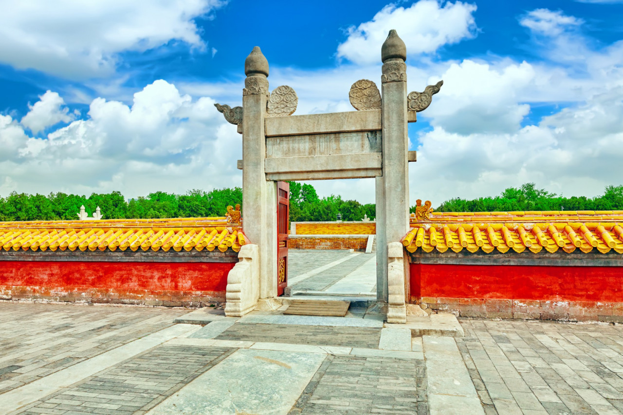 star gates marking boundary altar temple earth also referred as ditan park beijing china