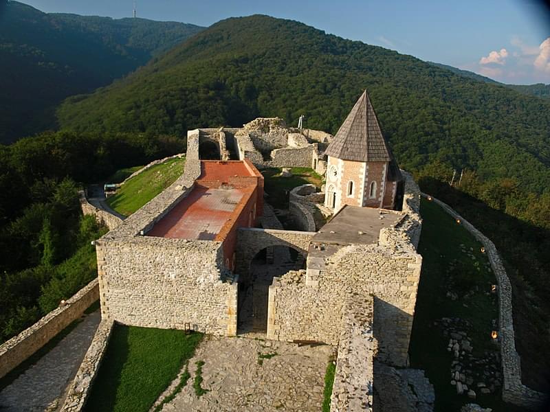 stari grad medvedgrad zagreb 02