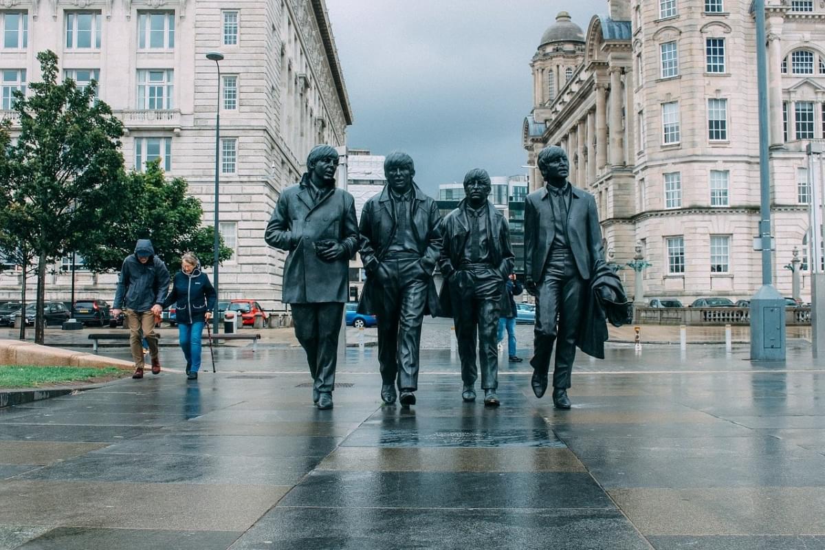 statua beatles a liverpool