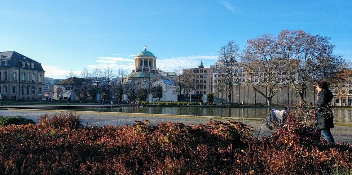 stoccarda il parco del castello 1