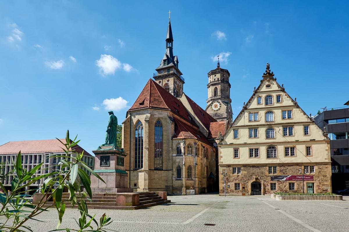 stoccarda schillerplatz chiesa 1