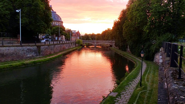 strasburgo francia tramonto fiume