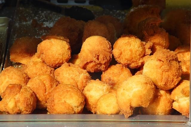 street food ulundhu vadai snack fritto