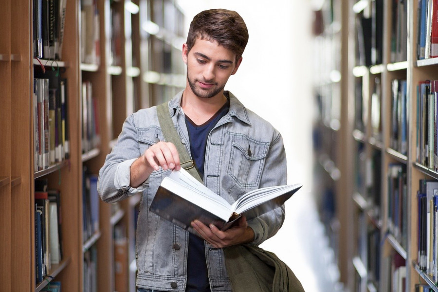 Studenti universitarei