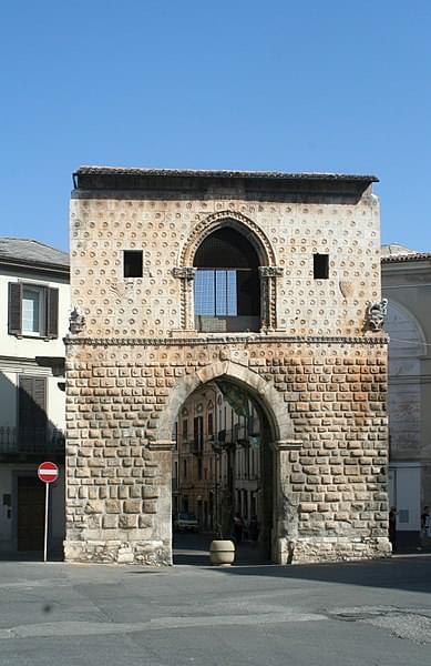 sulmona porta napoli