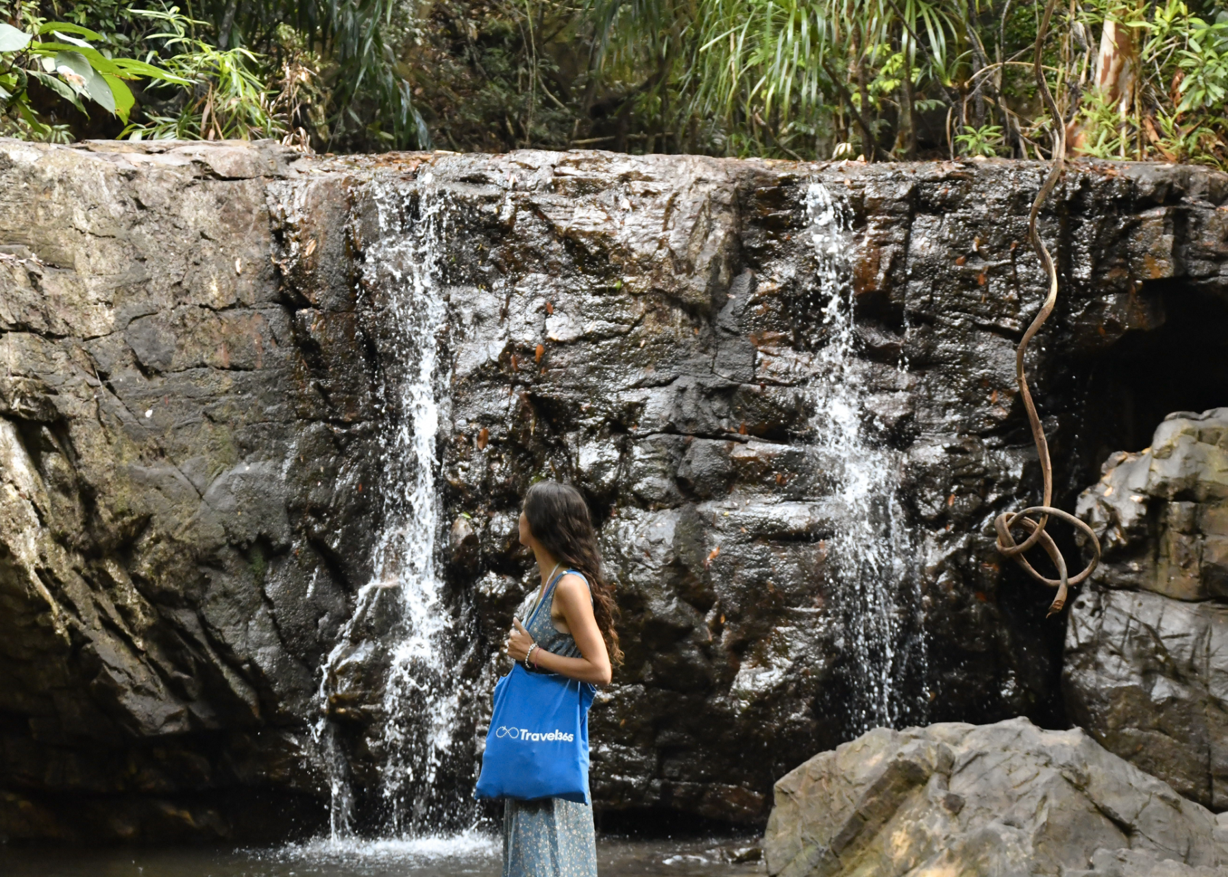 suoi tranh waterfall