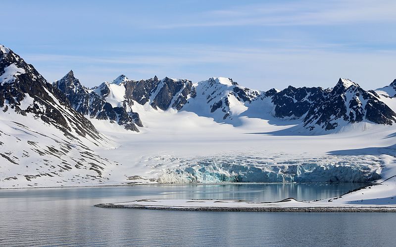 svalbard magdalenefjord