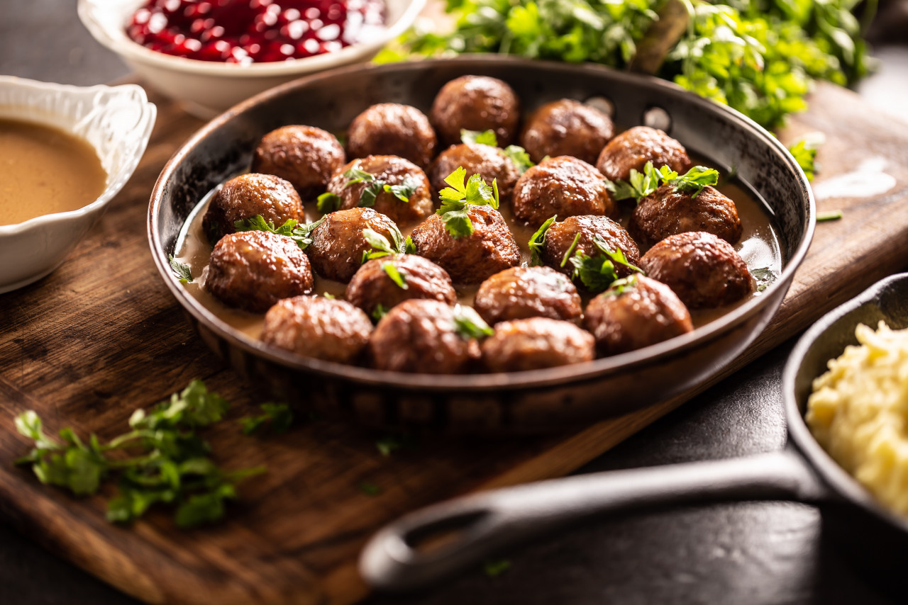 swedish meatballs kottbullar pan topped with fresh parsley