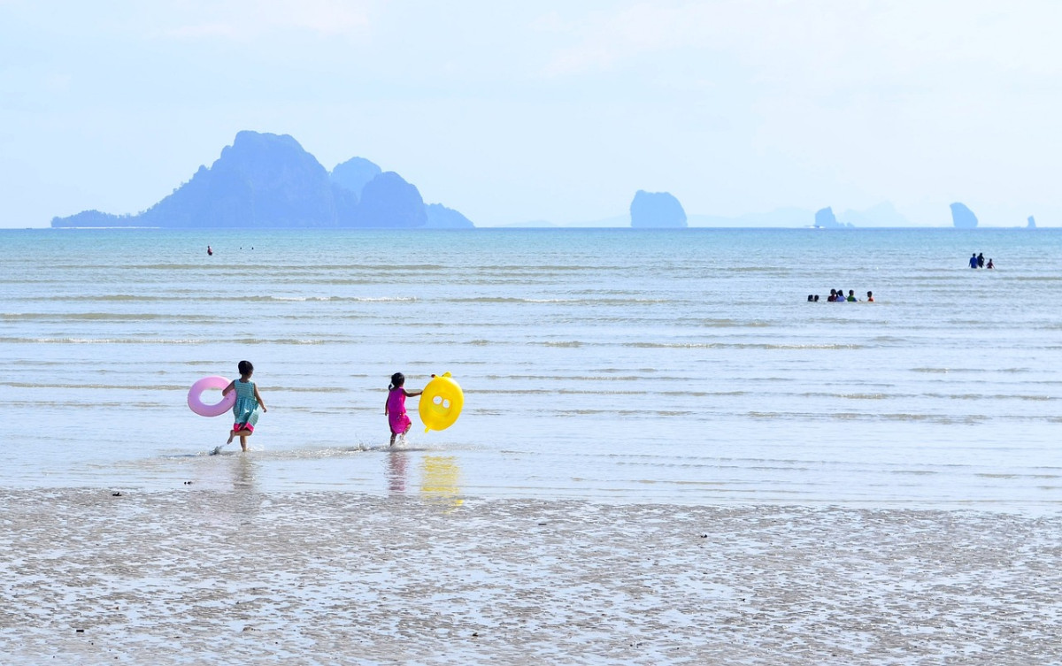 tailandia krabi spiaggia aonang