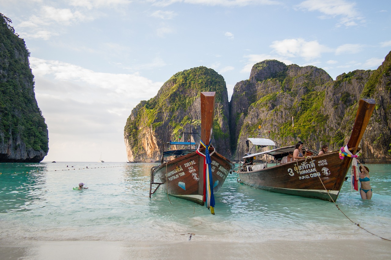 tailandia la spiaggia baia di maya