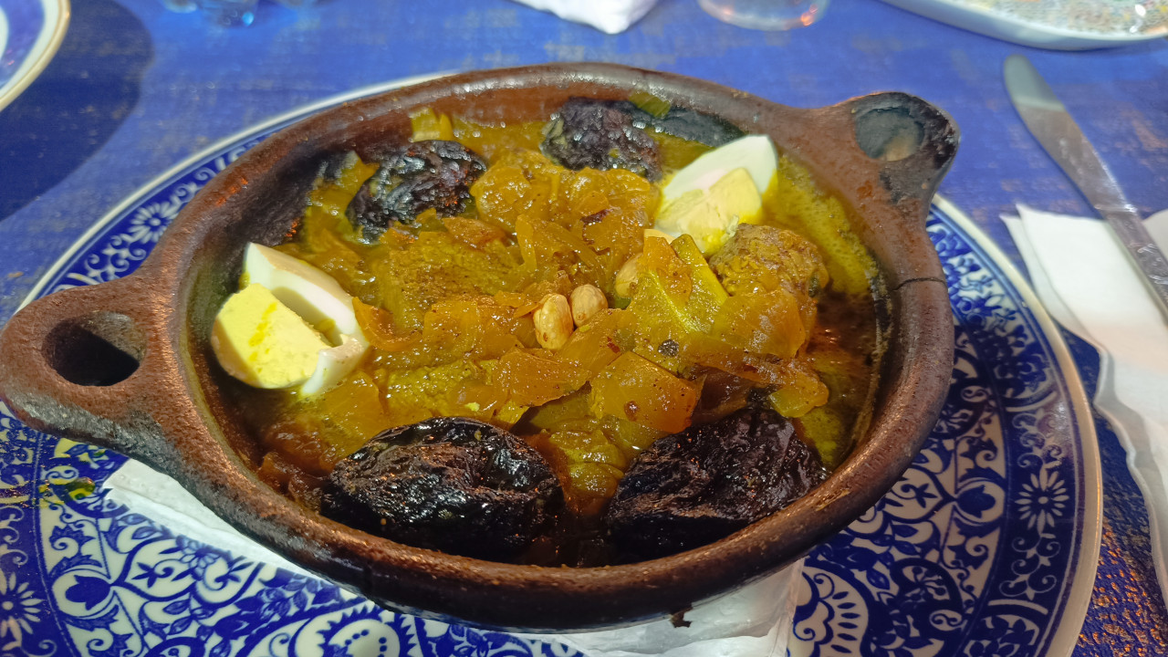 tajine carne prugne e cipolle caramellate o 1