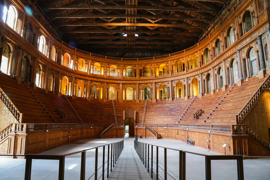 teatro farnese 2