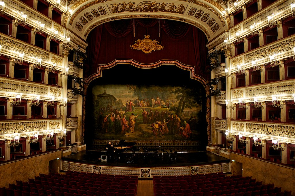 15 teatro san carlo napoli