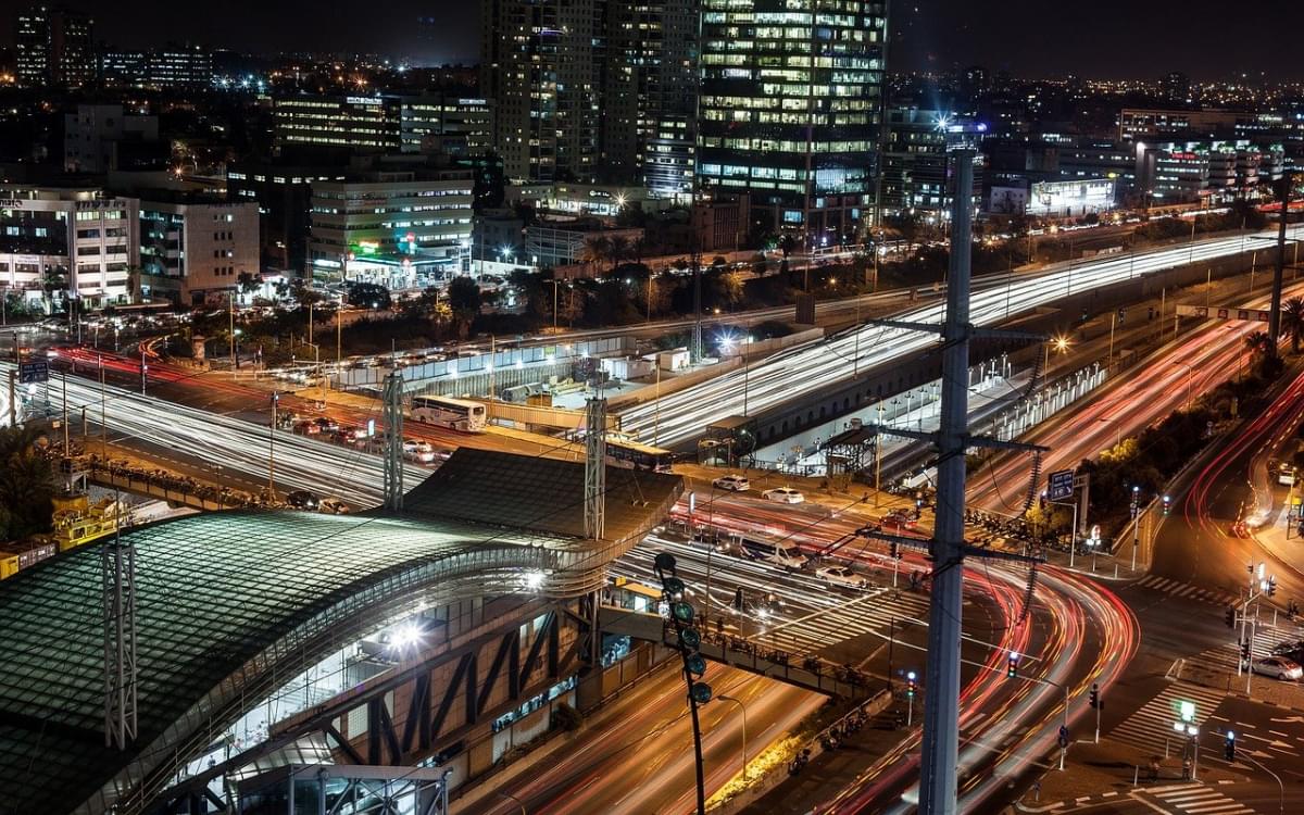 tel aviv stazione ferroviaria notte 1 1