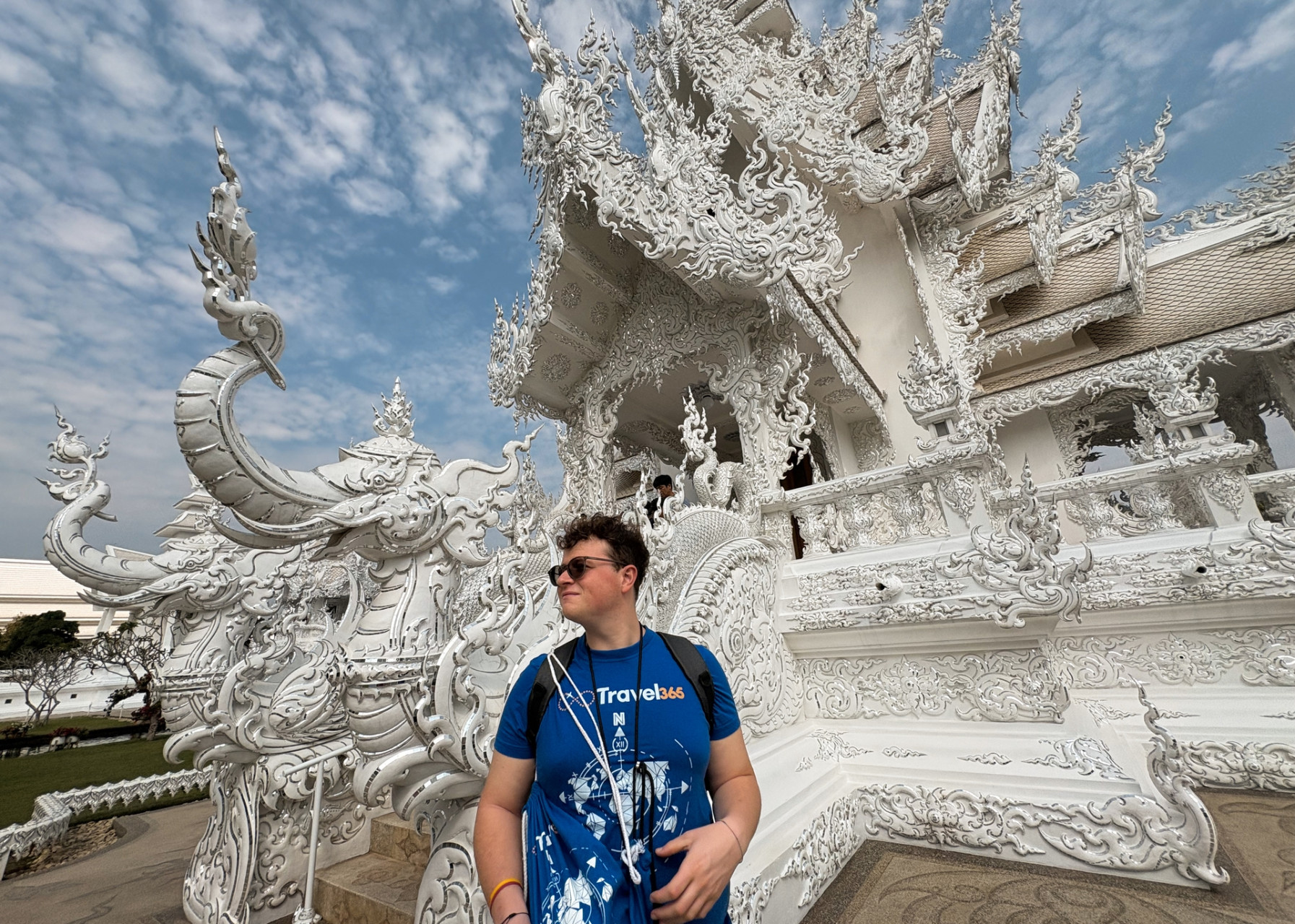tempio bianco chiang rai 3