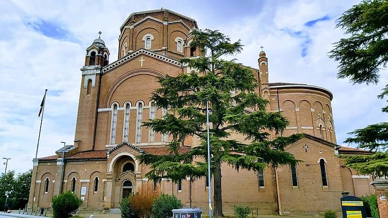 tempio della pace padova zona fiera