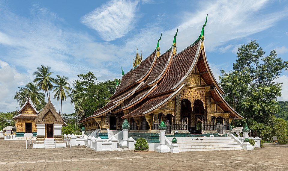 temple wat xieng thong luang prabang laos