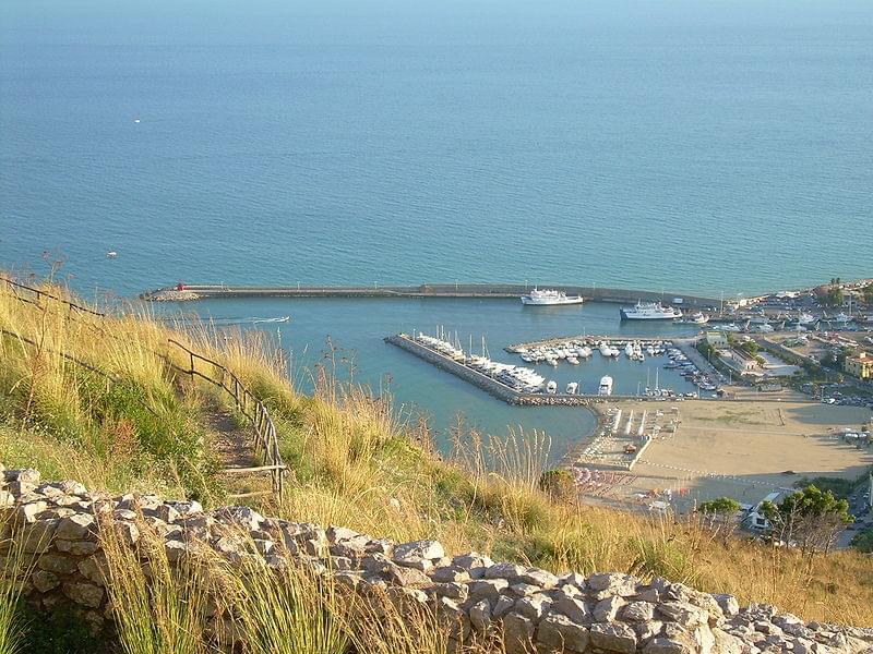 terracina porto