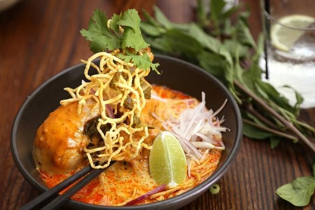 thai noodle khao soi