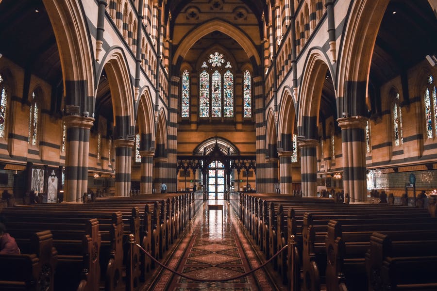 the interiors of saint paul s cathedral in melbourne