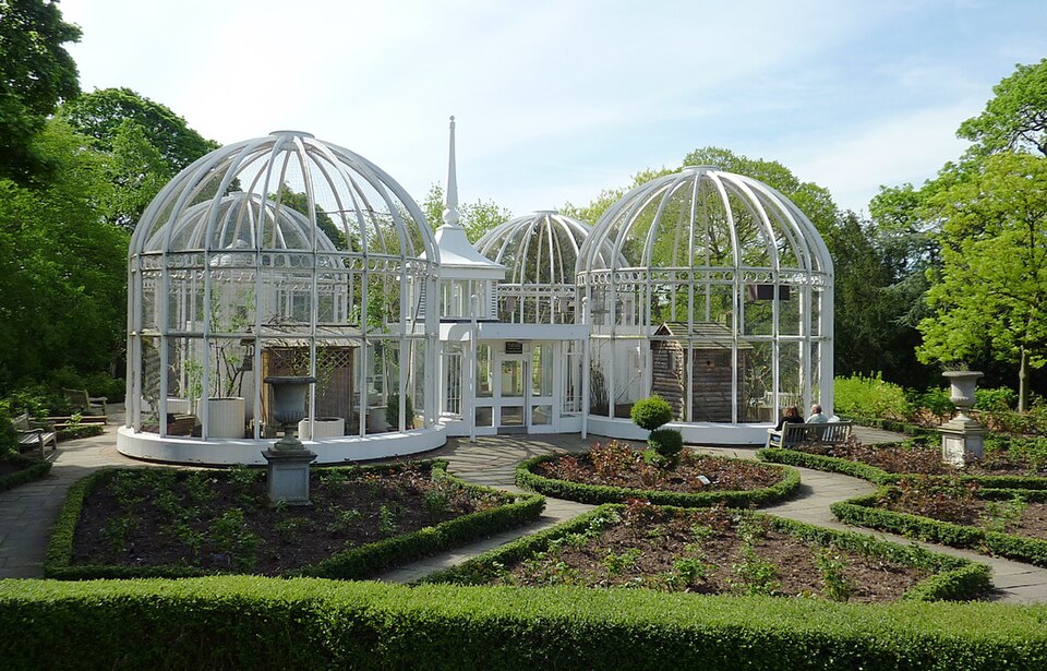 the lawn aviary at birmingham botanical gardens geograph org uk 3734614