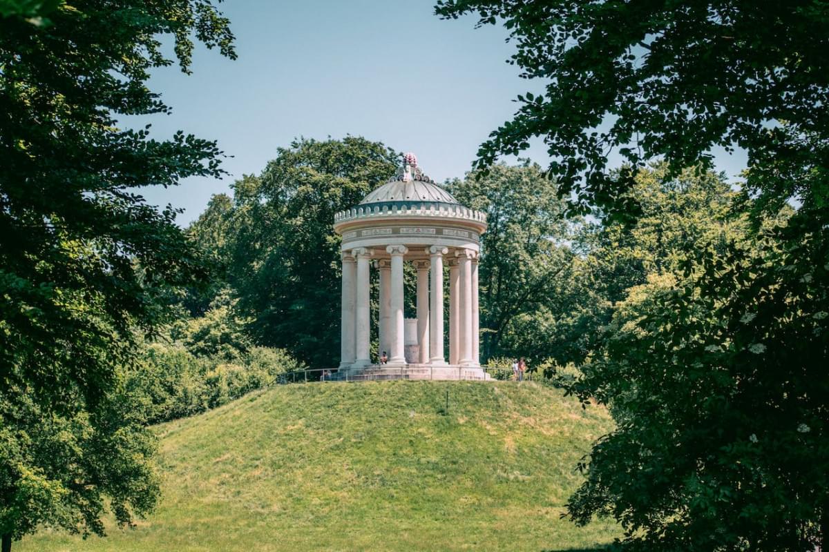 the monopteros in the englischer garten 1