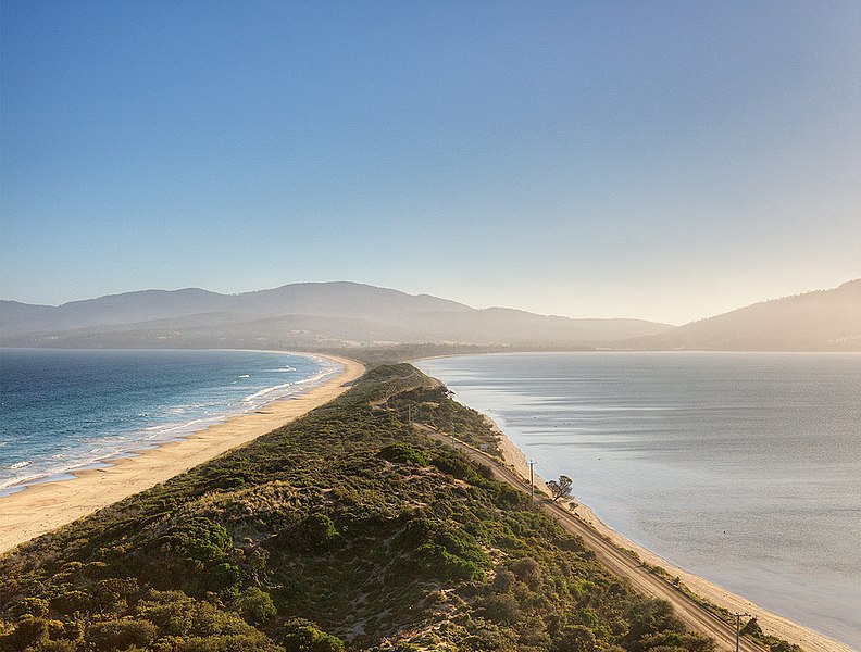 the spit bruny island retouched