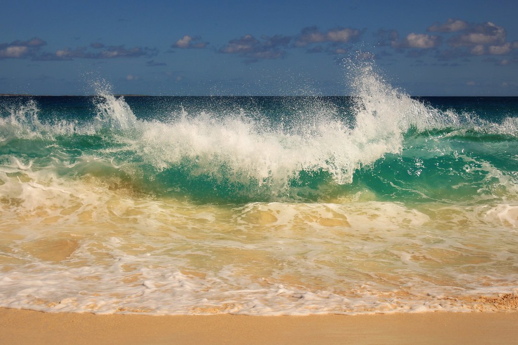 the waves of meads bay