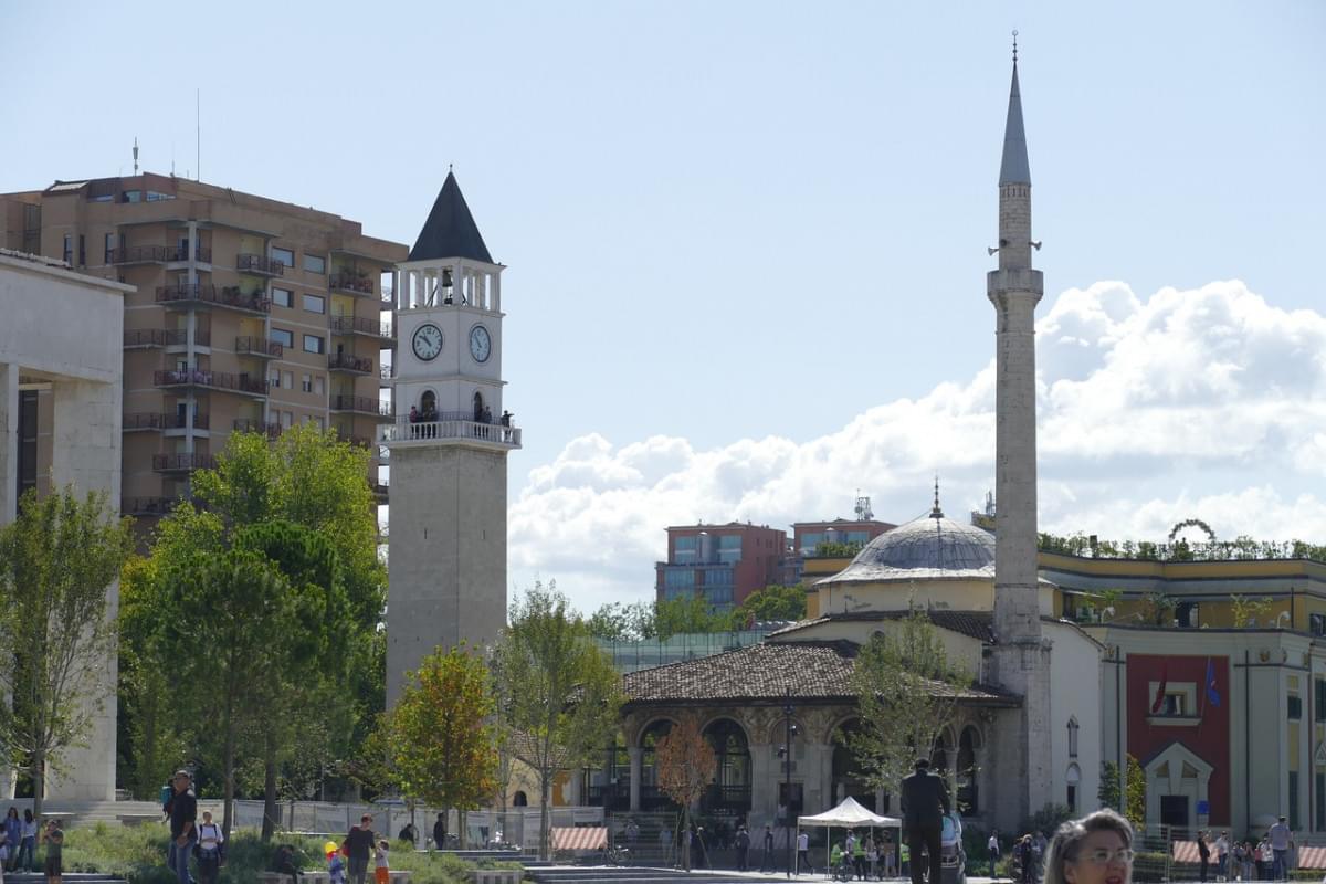 tirana albania volantini vecchio 1