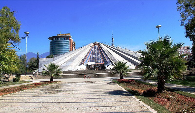 tirana cultur centrum albania 2018 1