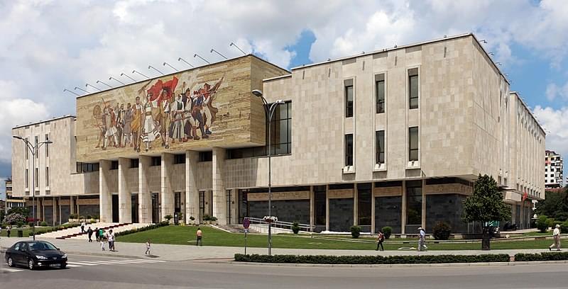 tirana museo nazionale di storia 04