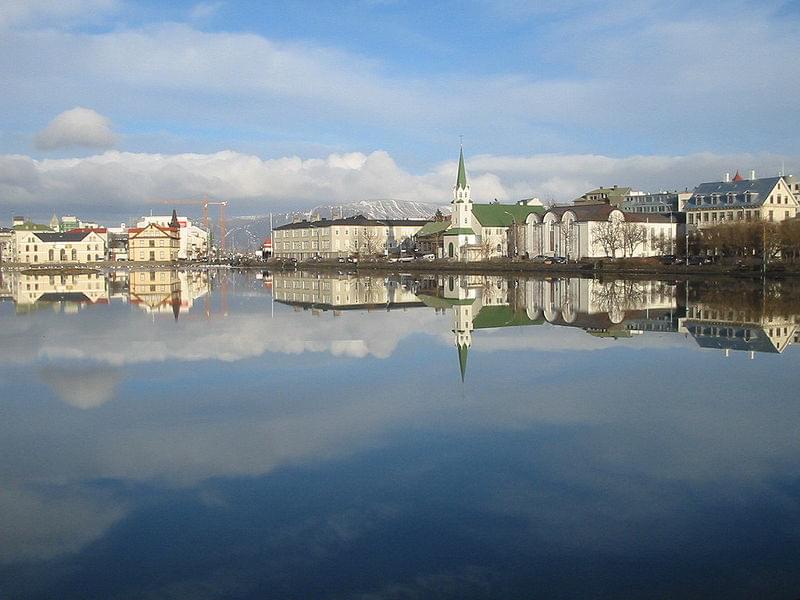 tjornin reykjavik 2