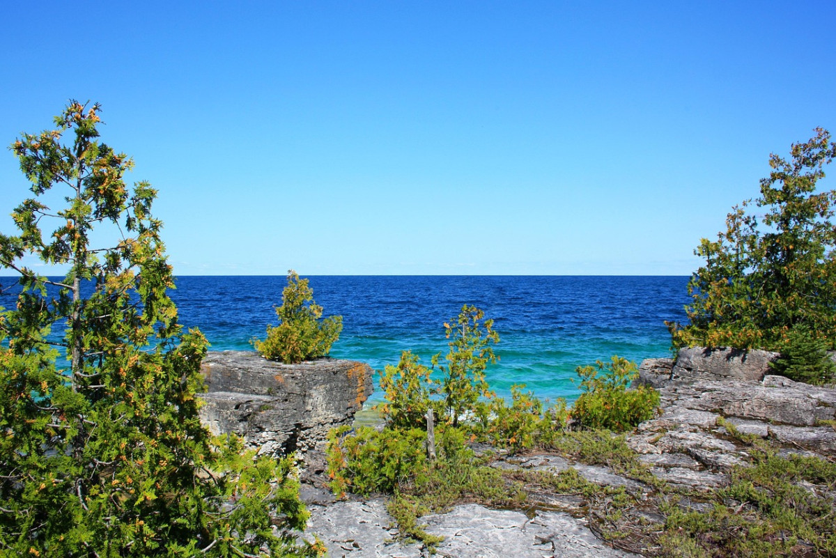 tobermory ontario canada emmet lago 1