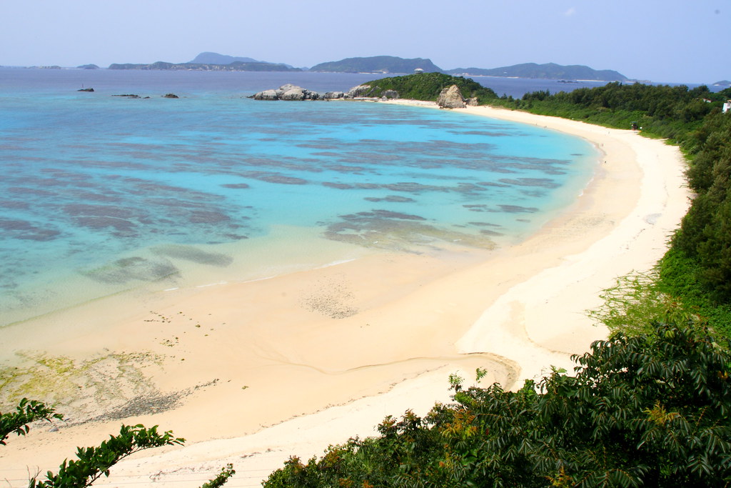 tokashiki beach