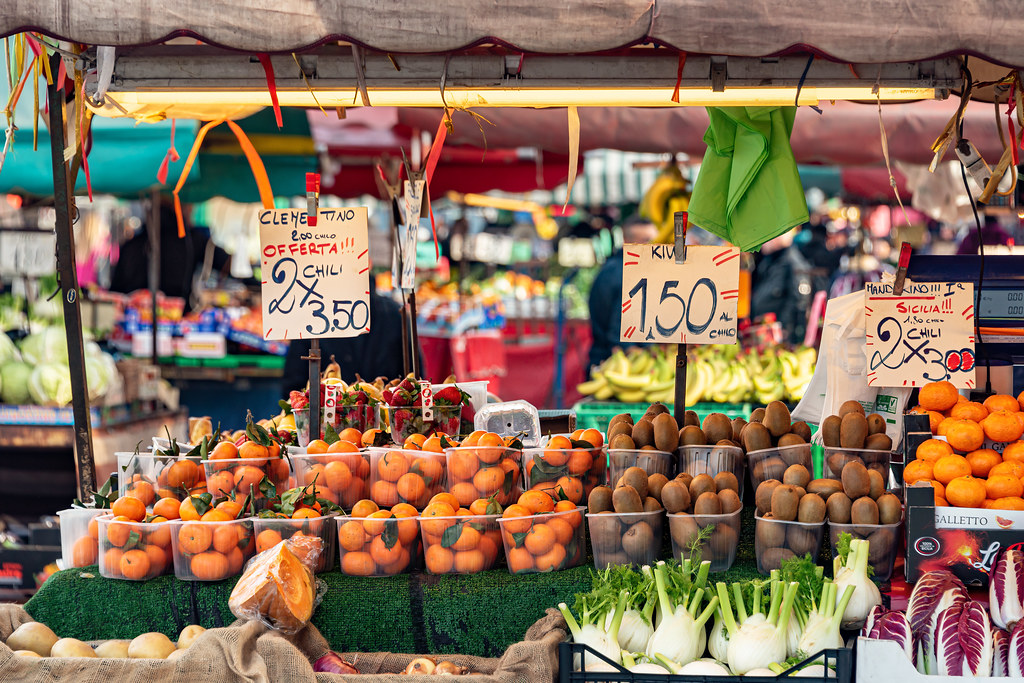 torino mercato della frutta di porta palazzo