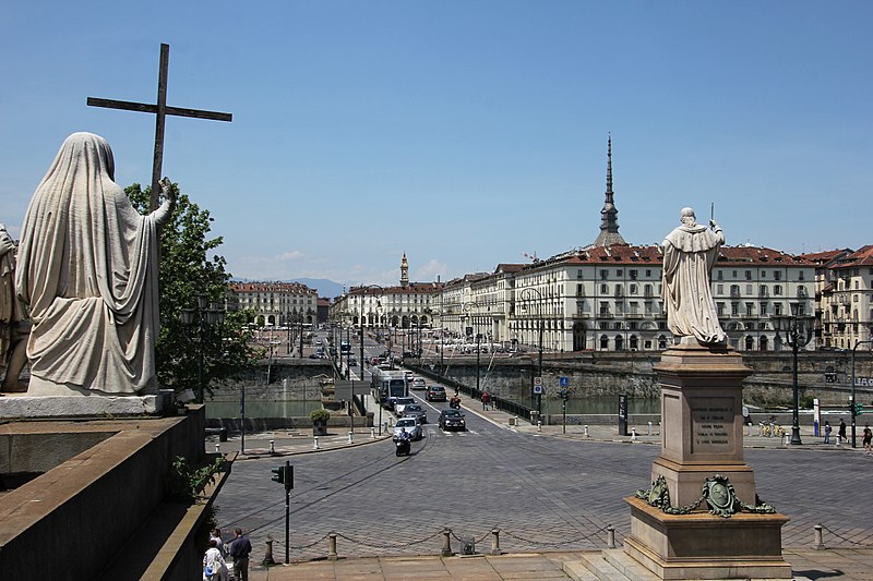 Piazza Vittorio Veneto