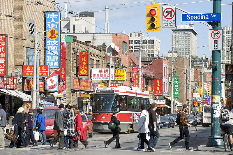 toronto dundas st chinatown 10056398335