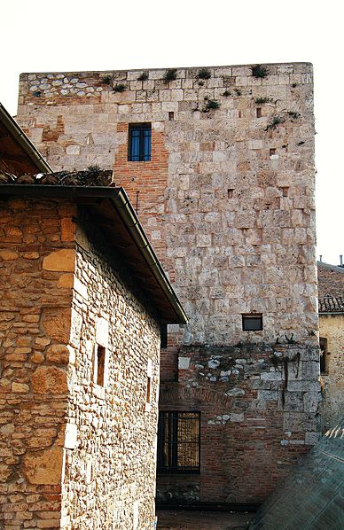 torre bruciata teramo