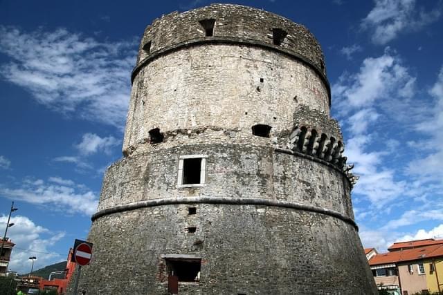 torre di castruccio avenza