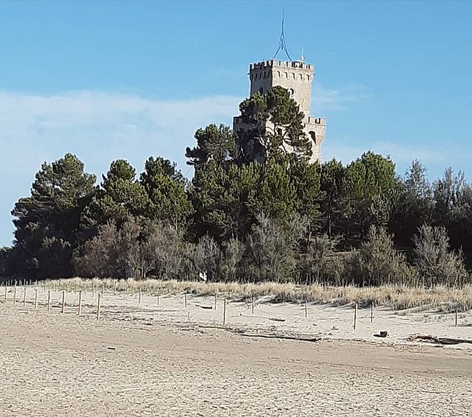 torre di cerrano pineto