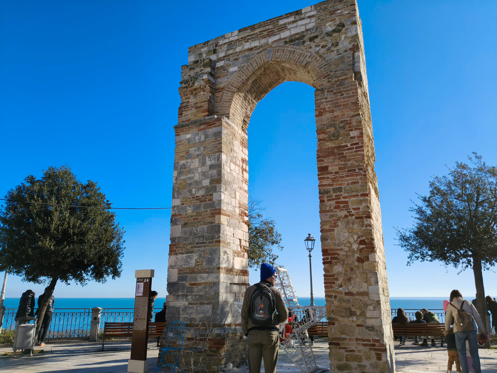 torre riviera del conero