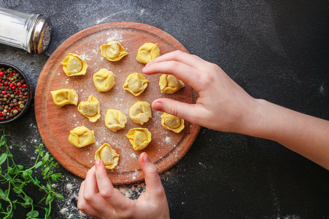 tortellini pasta stuffed ravioli