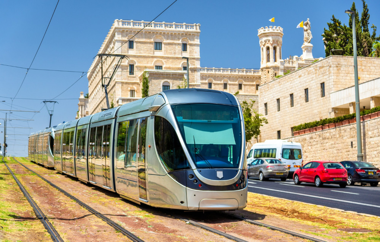 tram light rail jerusalem israel