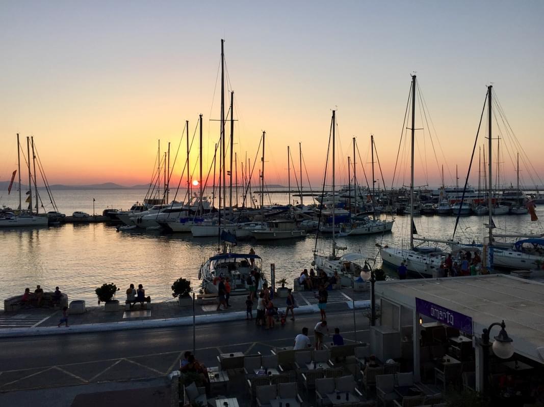 tramonto a naxos