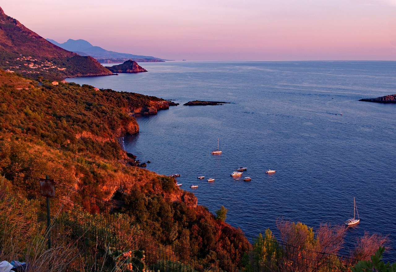 tramonto rosso di sera mare maratea