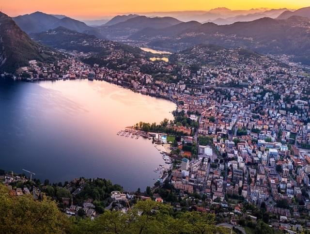 tramonto sul lago di lugano